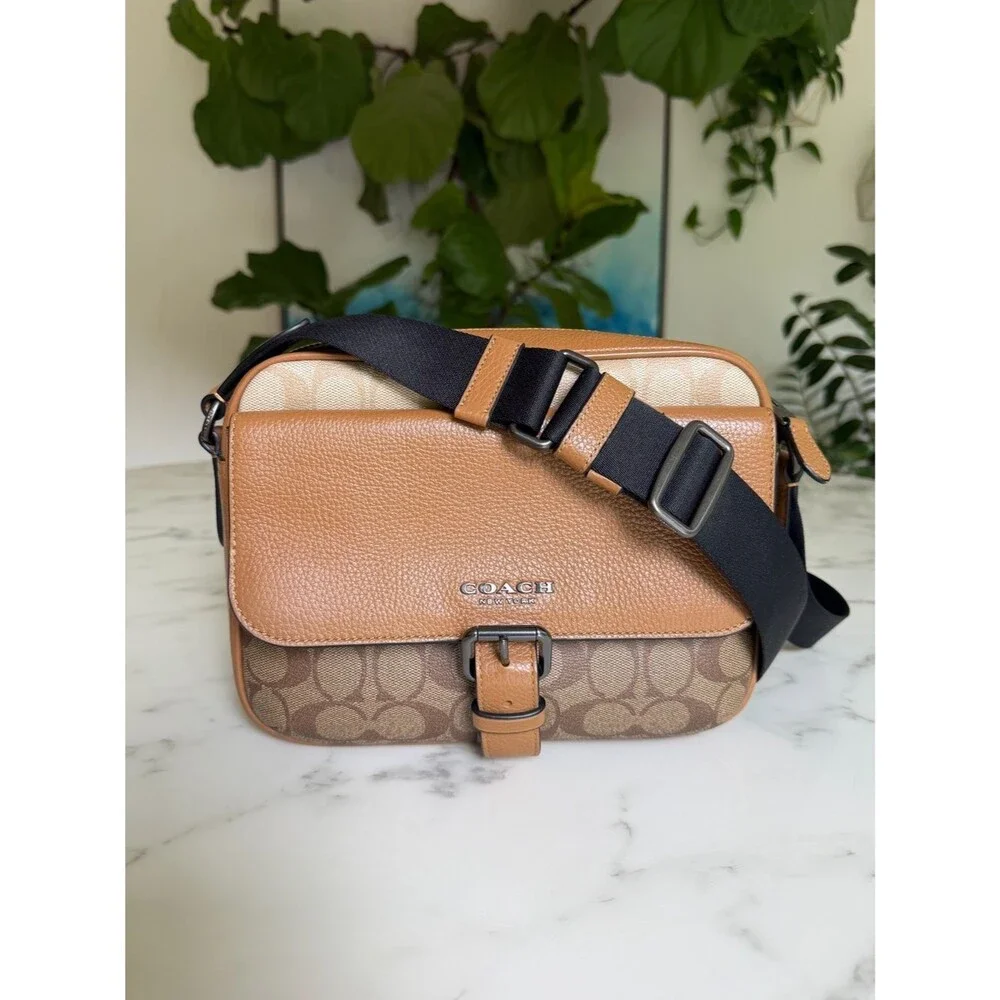 Coach Hudson Crossbody Bag In Colorblock Signature Canvas CR339 Light Saddle Tan